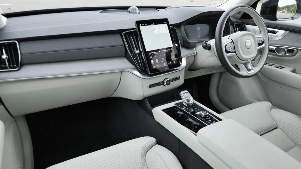 Volvo XC90 2.0 B5P Ultra Black Edition 5dr AWD Geartronic