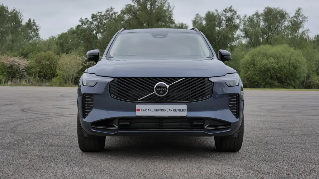 Volvo XC90 2.0 B5P Ultra Black Edition 5dr AWD Geartronic