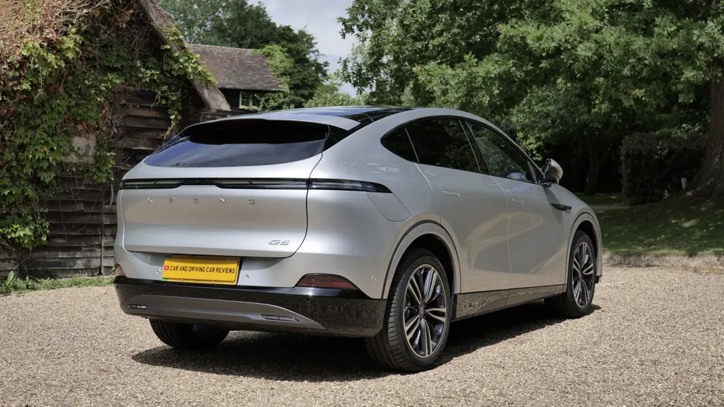 XPENG G6 190kW 66kWh Standard Range RWD 5dr Auto