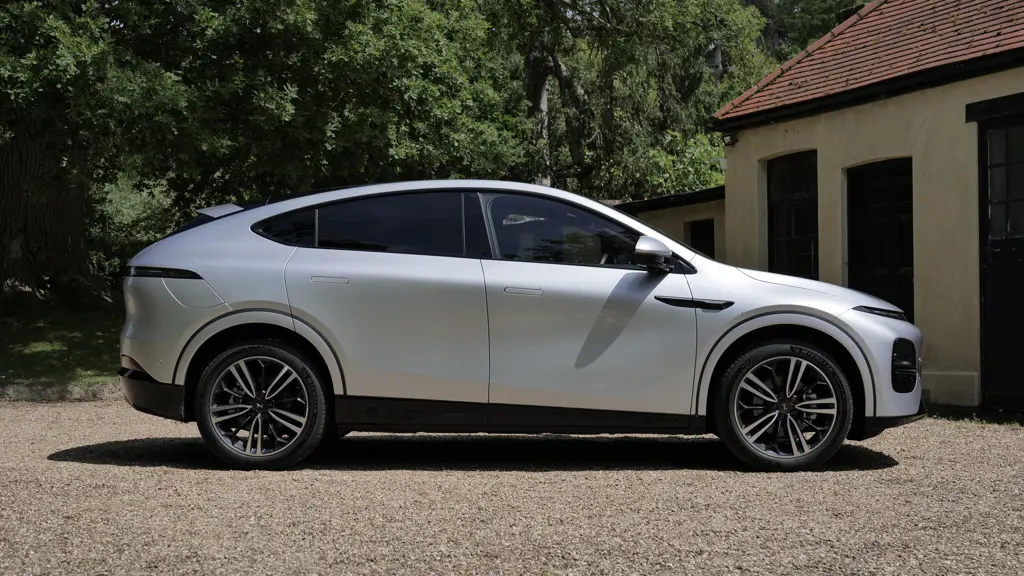 XPENG G6 190kW 66kWh Standard Range RWD 5dr Auto